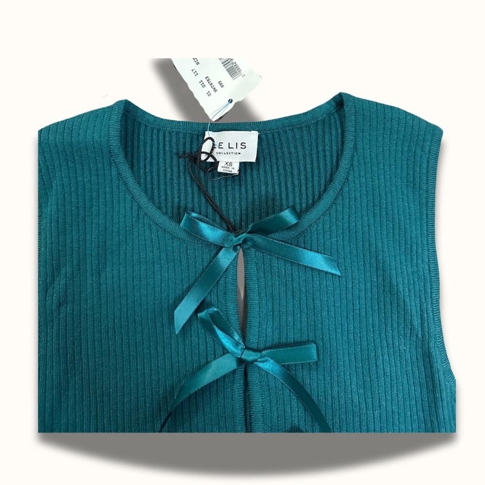 NWT Teal Cut out satin bow tank - Picture 3 of 6